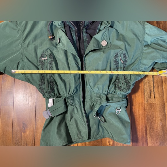 Bogner green ski jacket vintage belted - Picture 13 of 15
